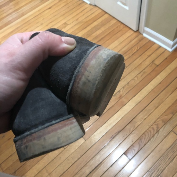 Unique Vince Slip-On Dark Grey Suede and Wooden Loafers Size: 8 - Picture 5 of 6